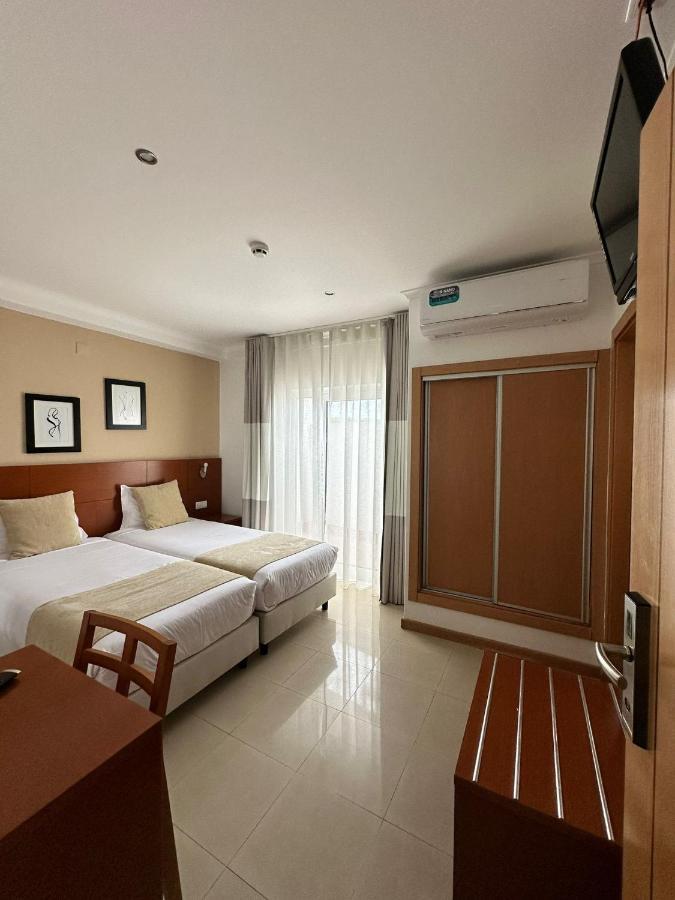 Be One Hotel Caldas Da Rainha - By Mhmb Hospitality Εξωτερικό φωτογραφία
