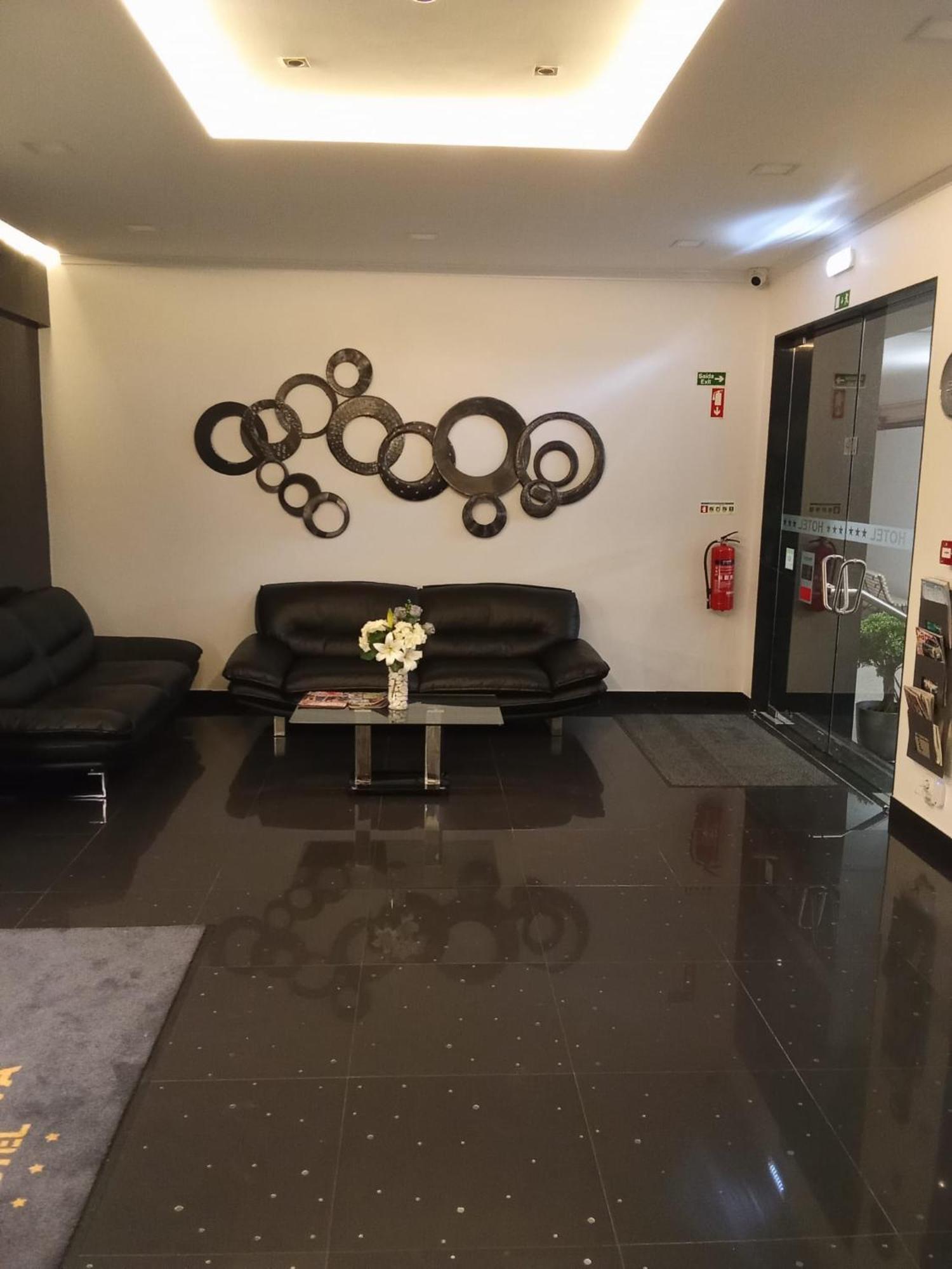 Be One Hotel Caldas Da Rainha - By Mhmb Hospitality Εξωτερικό φωτογραφία